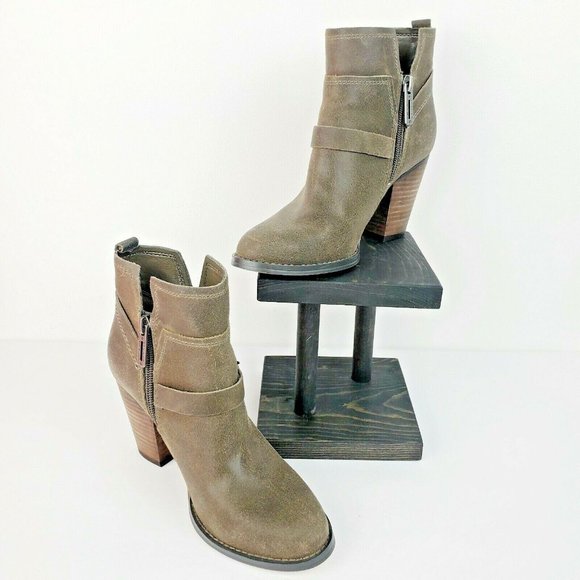 Ivanka Trump Shoes - Ivanka Trump Womens ItFrankly Army Color Suede Zip Up Block Heel Booties Sz 5.5M